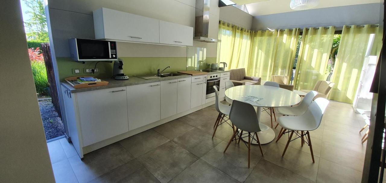 Git Emoi Villa Estaimpuis ภายนอก รูปภาพ
